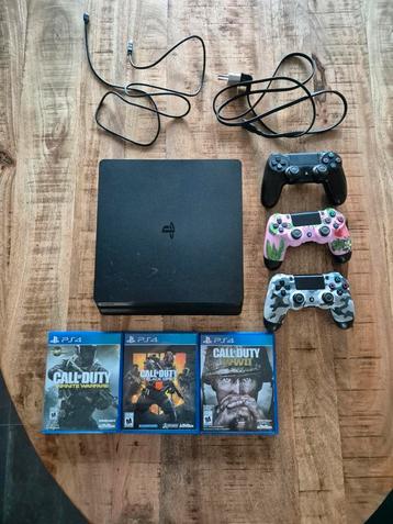 Playstation Slim inclusief 3 Ps4 Controllers + games evt beschikbaar voor biedingen