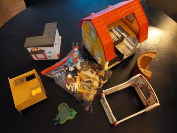 Heel veel playmobil met thema dieren  beschikbaar voor biedingen