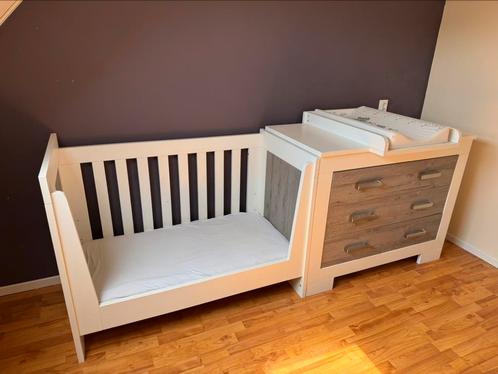 Ledikant en Commode TFW-Lucca, Kinderen en Baby's, Kinderkamer | Complete kinderkamers, Zo goed als nieuw, Jongetje of Meisje