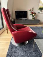 Mooie FSM Mate relaxfauteuil in bordeauxrood leer elektrisch, Huis en Inrichting, Fauteuils, Ophalen, Gebruikt, Modern, 50 tot 75 cm