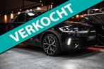 Volkswagen T-ROC R Full option PANO|AUT|AKRAPOVIC|LANE, Stof, Euro 6, 4 cilinders, 1984 cc