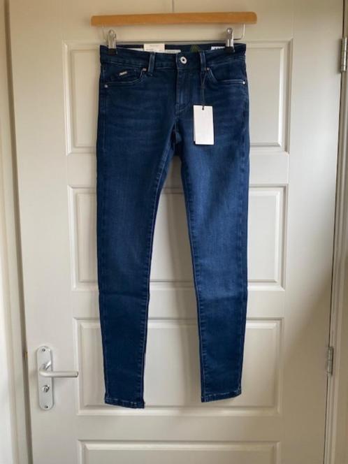 Nieuwe jeans van Pepe Jeans Pixie XV7 maat 27/30, Kleding | Dames, Spijkerbroeken en Jeans, Nieuw, W27 (confectie 34) of kleiner