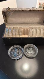 Antieke kristallen onderzetters in slangeleren kistje,  1920, Antiek en Kunst, Antiek | Glas en Kristal, Ophalen