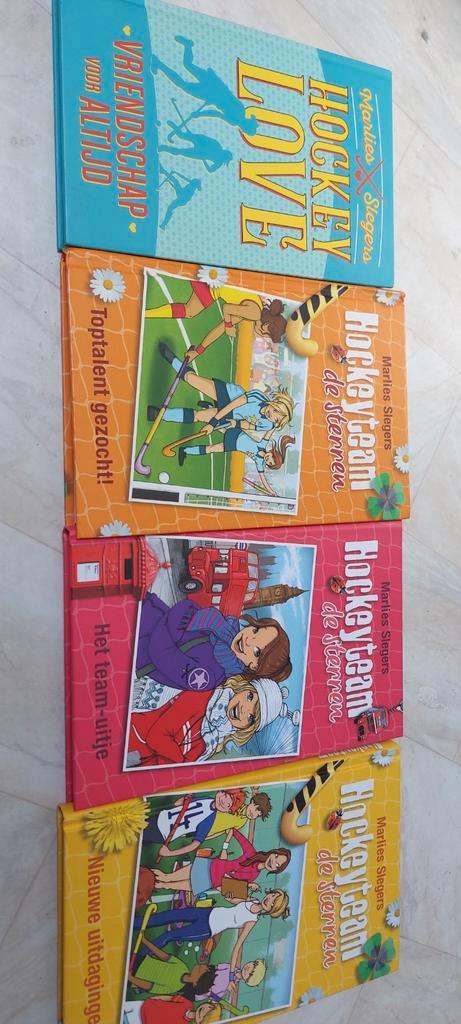 Hockeyteam de Sterren 4 stuks, Boeken, Kinderboeken | Jeugd | 10 tot 12 jaar, Zo goed als nieuw, Ophalen of Verzenden