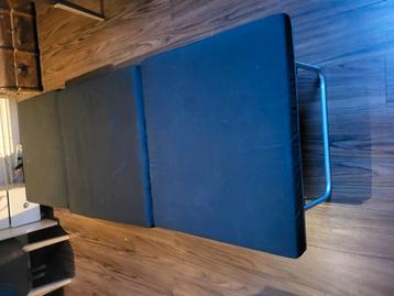 Opklapbed logeerbed beschikbaar voor biedingen