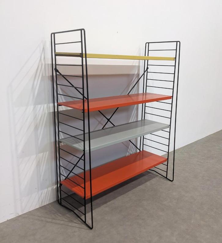 Zelfdragende plank Tomado, Huis en Inrichting, Woonaccessoires | Wandplanken en Boekenplanken, Nieuw, Ophalen