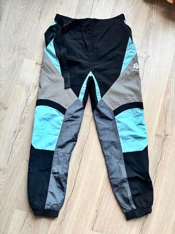 Daily Paper Broek Maat M - Zo goed als nieuw! beschikbaar voor biedingen