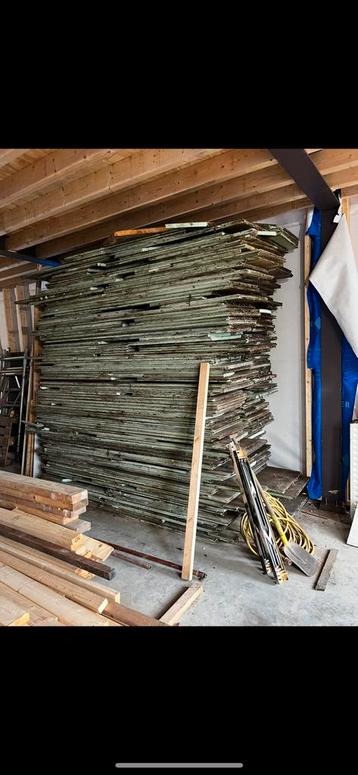30mm dik roofmate Gratis af te halen. Ca 270m2 beschikbaar voor biedingen