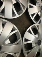 Peugeot Boxer wieldoppen camper of bus 16 inch, Ophalen, Zo goed als nieuw