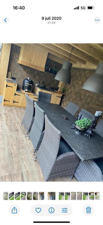 Granieten tuintafel beschikbaar voor biedingen