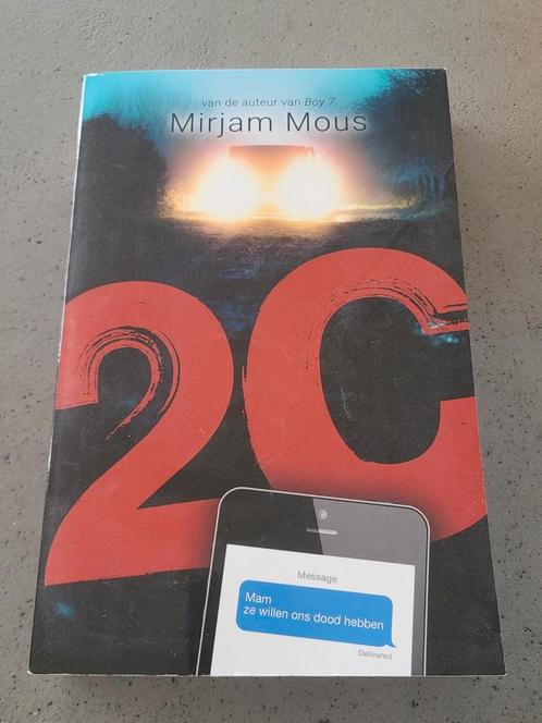 Mirjam Mous - 2C, Boeken, Kinderboeken | Jeugd | 13 jaar en ouder, Zo goed als nieuw, Ophalen of Verzenden