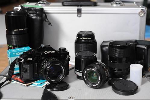 Canon A1 uitrusting in koffer, Audio, Tv en Foto, Fotocamera's Analoog, Gebruikt, Spiegelreflex, Canon, Ophalen of Verzenden