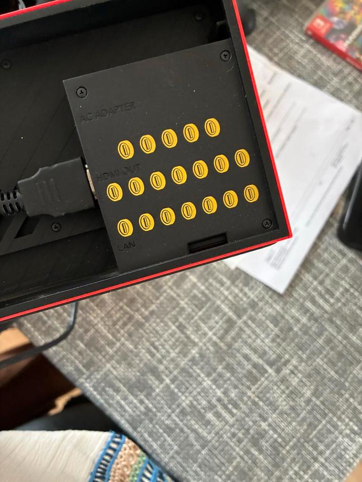 Nintendo Switch OLED Mario Limited Edition + Games, Spelcomputers en Games, Games | Nintendo Switch, Zo goed als nieuw, Avontuur en Actie