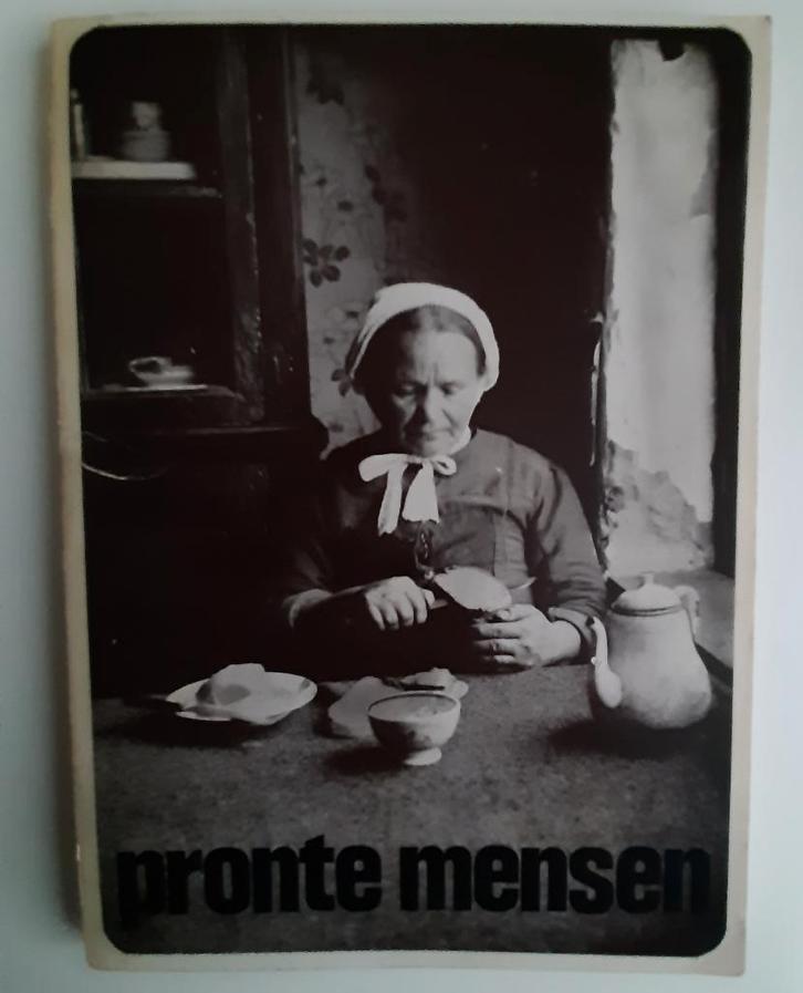 TILBURG - boek PRONTE MENSEN, Boeken, Geschiedenis | Stad en Regio, Gelezen, Ophalen of Verzenden