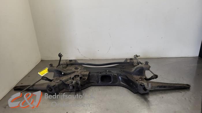 Subframe van een Opel Vivaro, Auto-onderdelen, Ophanging en Onderstel, Opel, Gebruikt, 3 maanden garantie, Ophalen of Verzenden