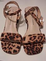Leuke schoenen tijgerprint Nieuw, Kleding | Dames, Schoenen, Schoenen met lage hakken, Bruin, Nieuw, Ophalen of Verzenden