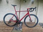 Factor 02 Vam custom paint Mazda red.... maat 56, Fietsen en Brommers, Fietsen | Racefietsen, Nieuw, Overige merken, Meer dan 20 versnellingen