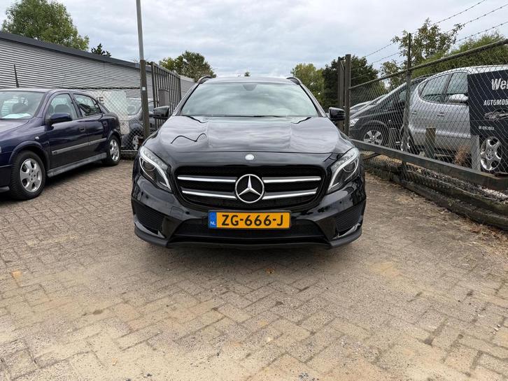 Mercedes-Benz GLA 220 CDI - 4 Matic 130KW 2016 Zwart, Auto's, Mercedes-Benz, Bedrijf, GLA, ABS, Achteruitrijcamera, Airbags, Airconditioning