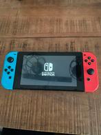 Nintendo Switch in goede staat, Spelcomputers en Games, Spelcomputers | Nintendo Switch, Ophalen of Verzenden, Zo goed als nieuw