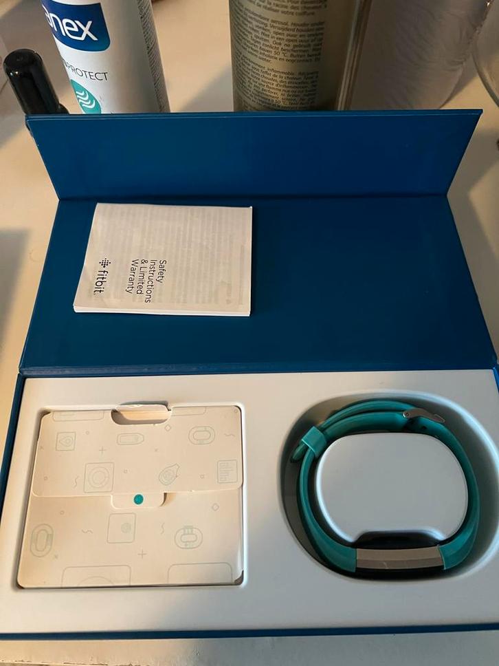 Fitbit Charge 2 + Extra Bandjes & Hoesjes, Sieraden, Tassen en Uiterlijk, Activity trackers, Gebruikt, Ophalen of Verzenden