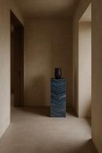 Pilaren en bijzettafels in marmer en onyx, 45 tot 60 cm, Overige materialen, Nieuw, Overige vormen