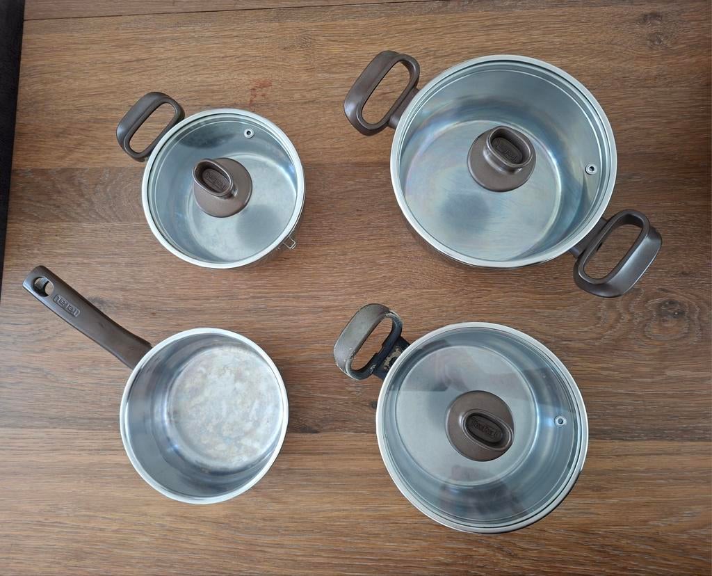 Tefal pannenset: 4 pannen, 3 deksels (gebruikt), Ophalen of Verzenden, Gebruikt, Aluminium, Pannenset