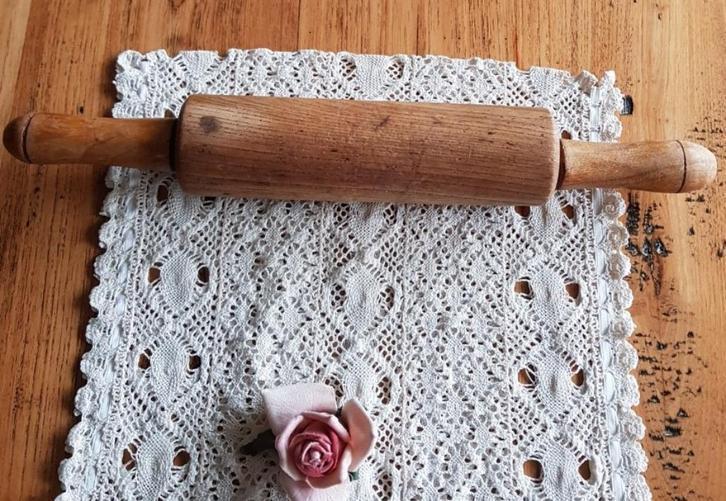 Doorleefde brocante deegroller, Antiek en Kunst, Ophalen of Verzenden