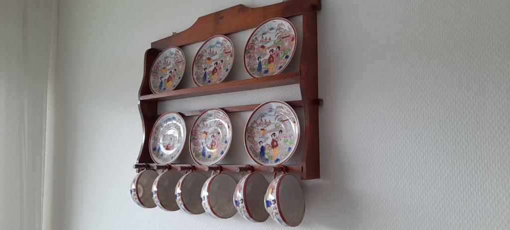 Antiek kop en schotel rek, Ophalen of Verzenden