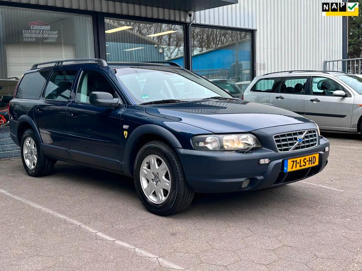 Volvo XC70 2.5 T Geartronic Comfort Line/Airco/Leder/ 4 wiel, Auto's, Volvo, Bedrijf, Te koop, XC70, 4x4, ABS, Airbags, Airconditioning