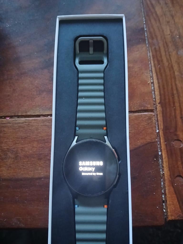 Absolute prijspakker!  Samsung smartwatch 7!, Ophalen of Verzenden, Samsung galaxy watch 7, Zo goed als nieuw, Android