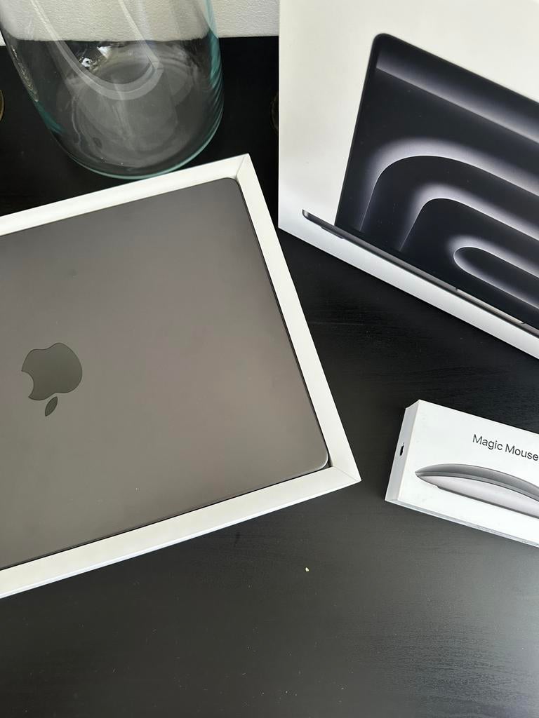 M4 Macbook Pro, Computers en Software, Apple Macbooks, MacBook Pro, 2 tot 3 Ghz, Qwerty, Overige groottes