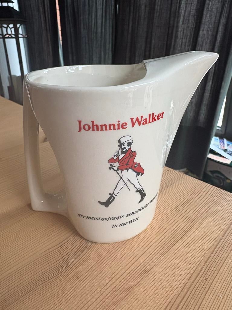 Johnnie Walker ijswaterkan, Gebruikt, Porselein of Keramiek, Schaal, Ophalen of Verzenden