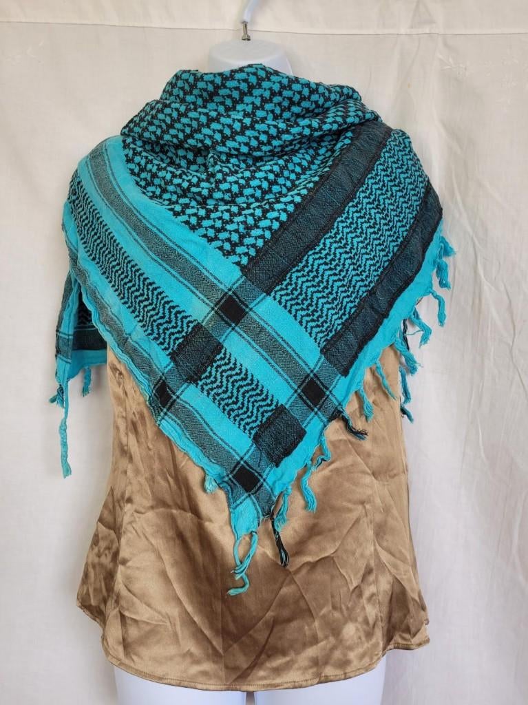 Stoere blauw-zwarte sjaal 93x94 cm, Maat 38/40 (M), ., Ophalen of Verzenden, Zo goed als nieuw