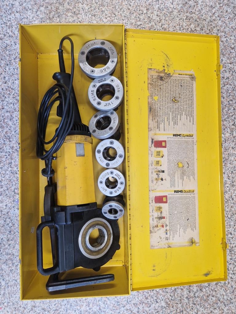 REMS  Amigo 2 Draadsnijmachine compleet, Doe-het-zelf en Verbouw, Gereedschap | Overige machines, Ophalen