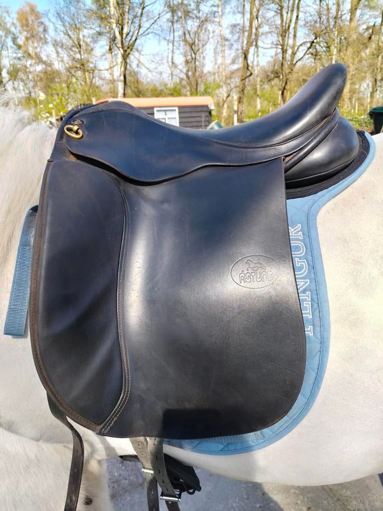 Ijslanderzadel 18 inch Astund, Ophalen, Dressuur