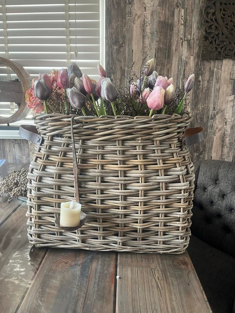 Hele set!, Huis en Inrichting, Woonaccessoires | Schalen en Manden, Ophalen, Mand, Zo goed als nieuw, Riet