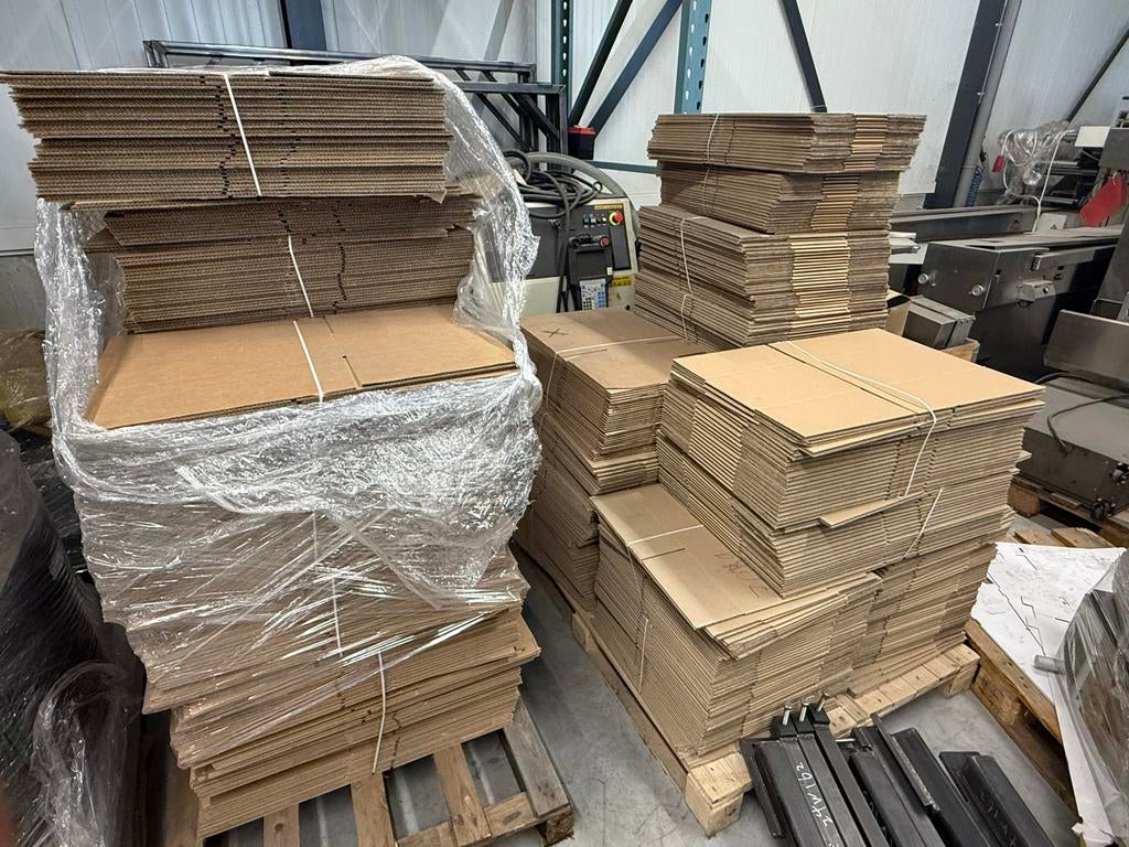 8000Pc Nieuwe Kartonnen Amerikaanse Vouwdozen, Doe-het-zelf en Verbouw, Kratten en Dozen, Ophalen, Doos, Opvouwbaar, Minder dan 50 cm