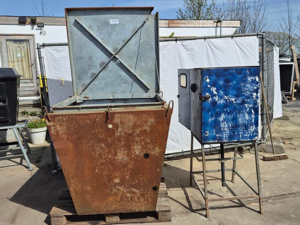 Bouwwaterput met bouwstroomkast 63a, Ophalen, Gebruikt