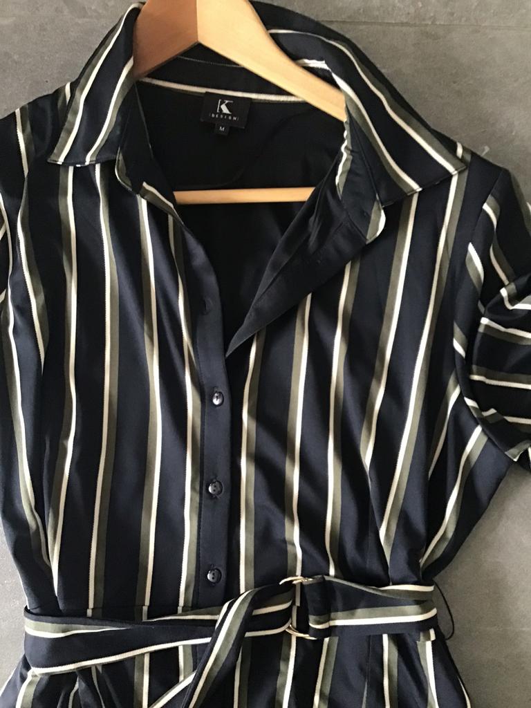 K Design jurk, Kleding | Dames, Ophalen of Verzenden, Zo goed als nieuw, Zwart, Onder de knie