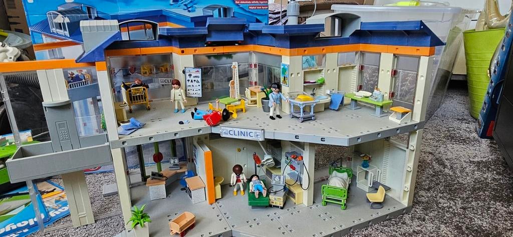 Volledig ingericht Playmobil ziekenhuis 4404, Ophalen of Verzenden, Zo goed als nieuw, Plaatje