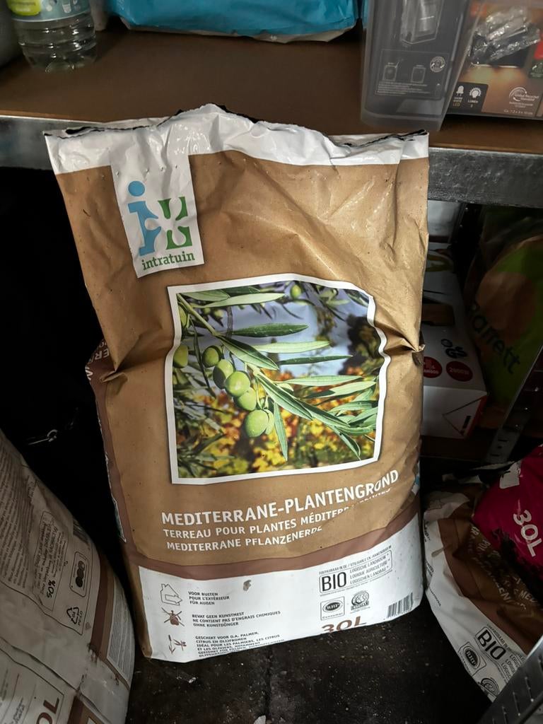 Bio mediterrane plantengrond intratuin ongeopend 30 liter, Ophalen