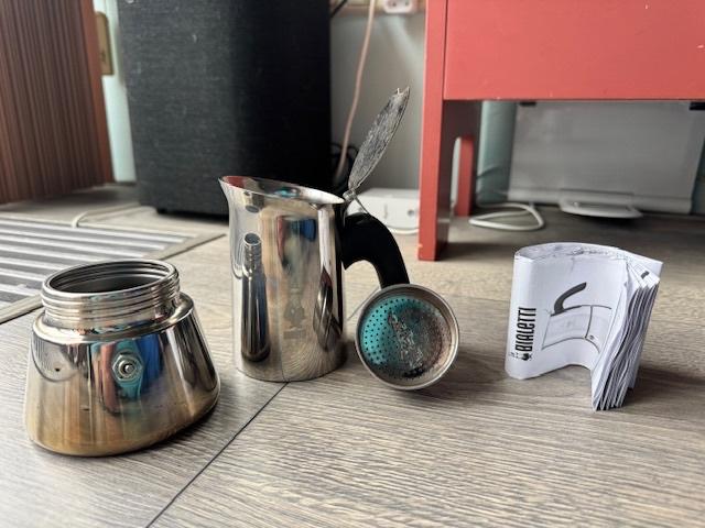 Bialetti percolator 17 cm ook geschikt voor inductie, Witgoed en Apparatuur, Koffiezetapparaten, Gebruikt, Gemalen koffie, Espresso apparaat