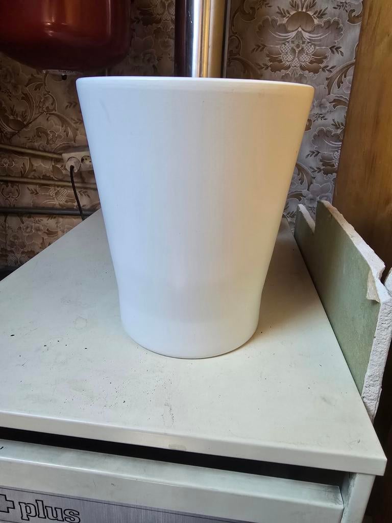 IKEA bloempot wit (2x), Tuin en Terras, Bloempotten, Overige materialen, Gebruikt, Rond, Binnen