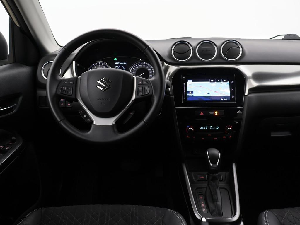 Suzuki Vitara 1.5 HYBRID AUT. ALLGRIP 4WD STYLE + TREKHAAK |, Auto's, Suzuki, Automaat, Gebruikt, Euro 6, 4 cilinders