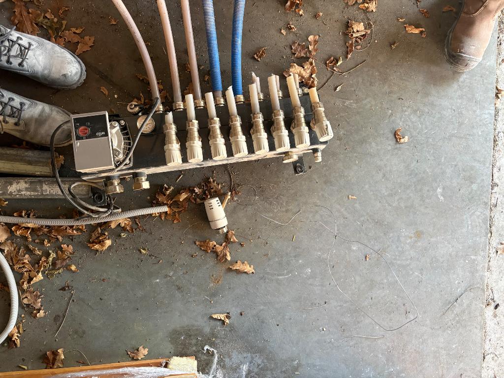 Verdeler vloerverwarming, Ophalen, Gebruikt, Minder dan 30 cm, Overige typen