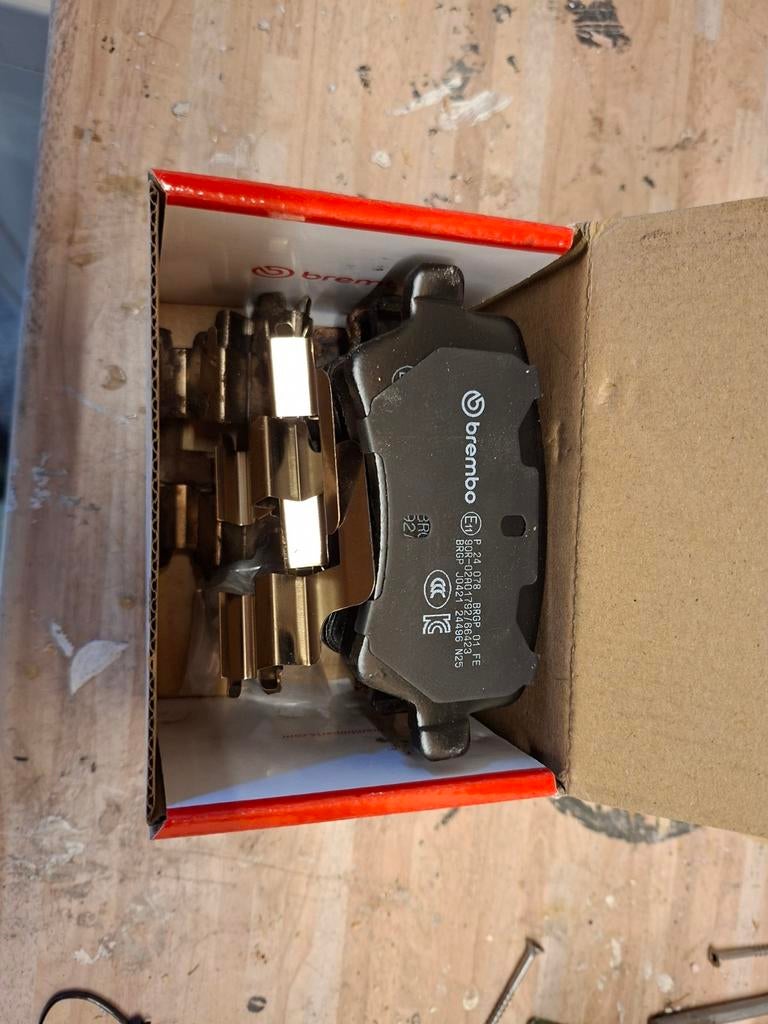 Nieuw Brembo remblokken P24078, Ophalen, Nieuw