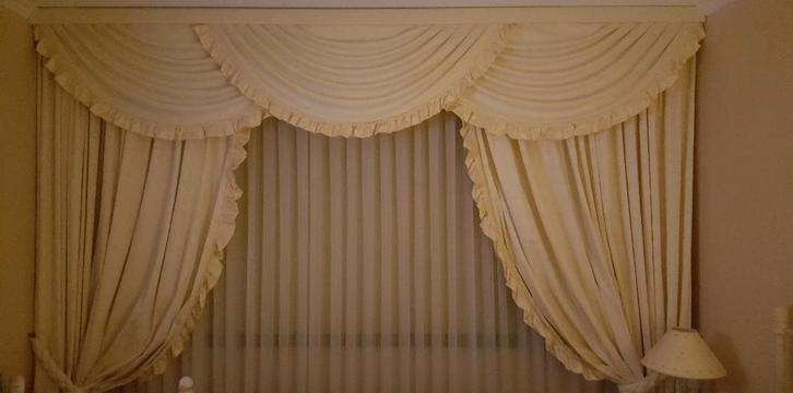 romantische overgordijnen draperie embrasse zacht geel, Ophalen, 200 cm of meer, Romantisch, Zo goed als nieuw