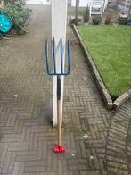 Stevige riek met houten steel, Ophalen, Gebruikt, Vork