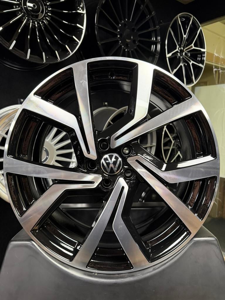 18 inch velgen voor Volkswagen Brescia GTI look 5x100 Polo, 18 inch, Velg(en), Nieuw, Ophalen of Verzenden