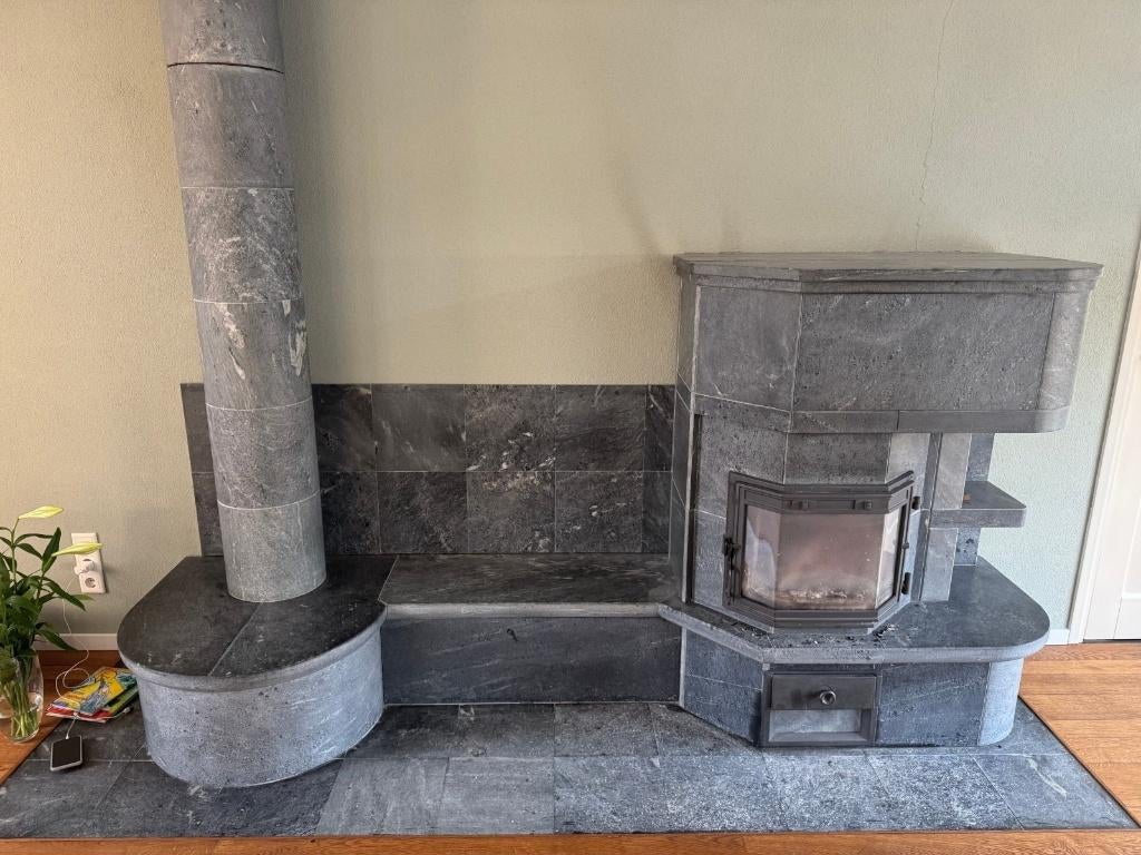 Tulikivi speksteenkachel, Huis en Inrichting, Kachels, Gebruikt, Vrijstaand, Houtkachel, Hout, Ophalen